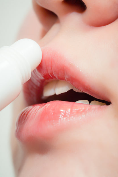 OSAI Hydrating Lip Balm SPF15 for Dry & Sensitive Lips – Vanilla Caramel Lip Serum